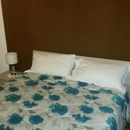Stella Con Parcheggio Gratuito * Aosta
